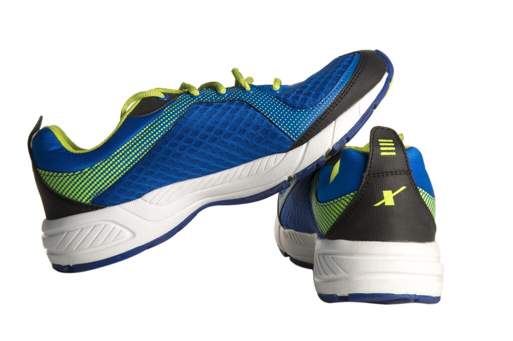 How To Choose Right Running Shoes With 8 Crucial Factors - John Low