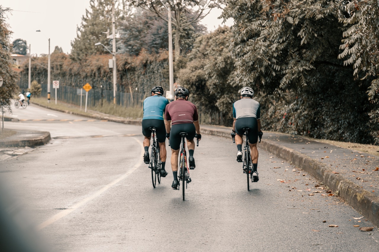 Cycling Etiquette DOs & DON’Ts: Be Safe For Road Cycling - John Low