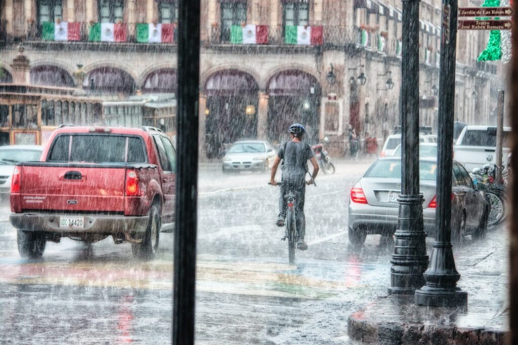 raining while bike commuting